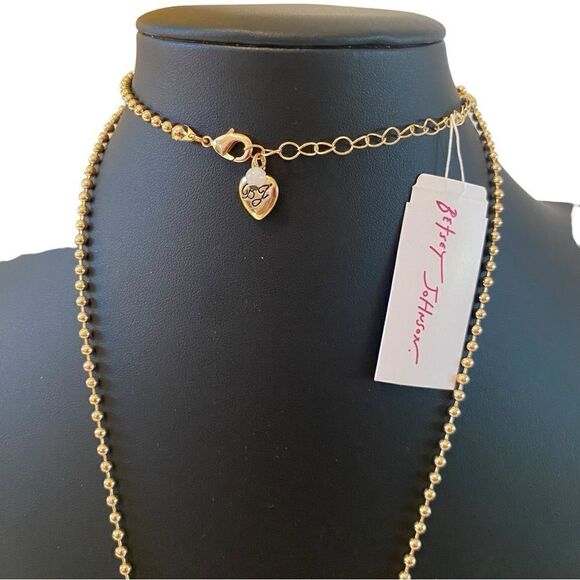 Betsey Johnson Gold Toned Pencil Necklace Complete with/ Hot Pink Eraser & Tip - Picture 5 of 6